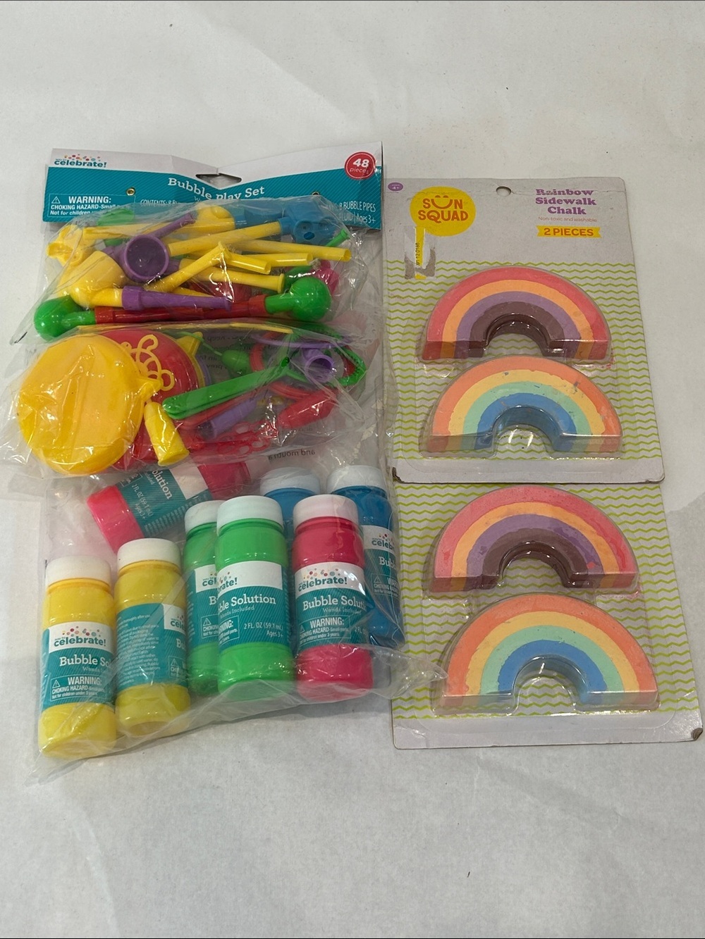 Outdoor summer Rainbow Sidewalk Chalk and Bubble creative play set 52 pieces new